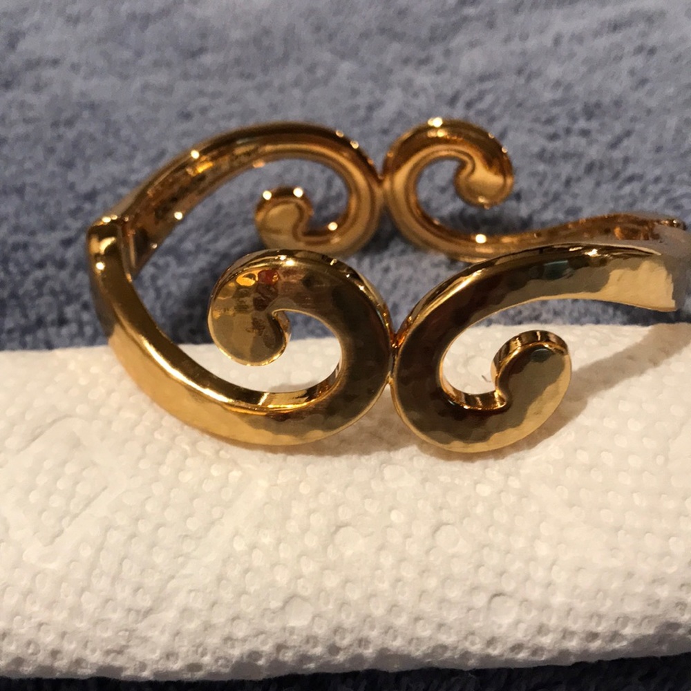 BRIGHTON - ROYALE HINGED BANGLE